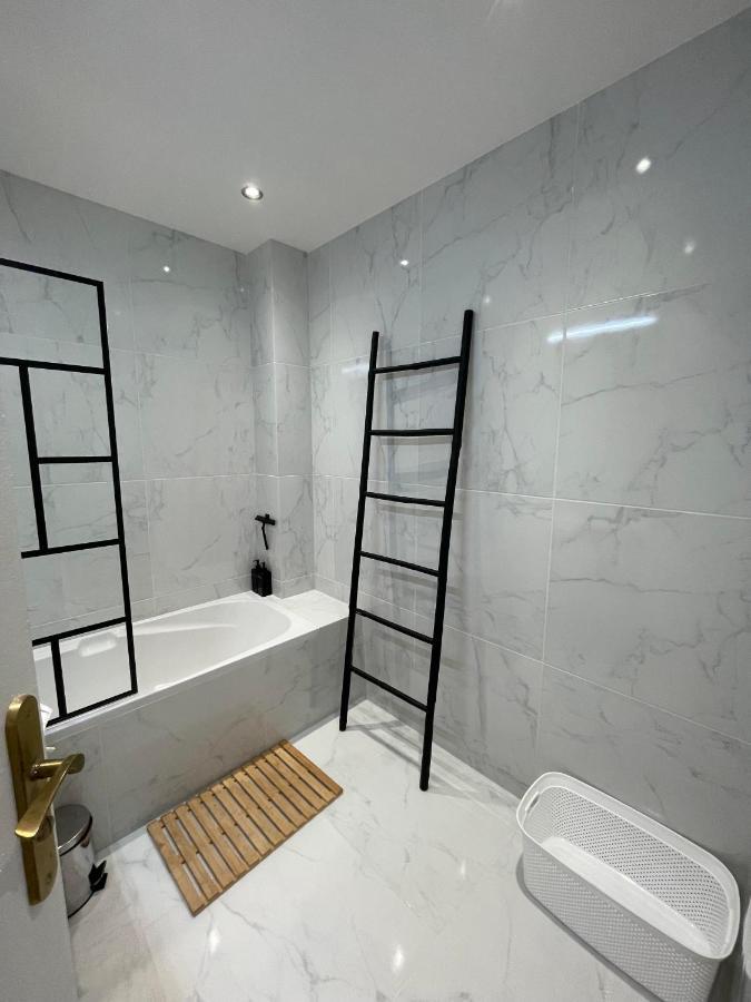 Comfortable Apartment With Parking - Antibes Riviera 外观 照片